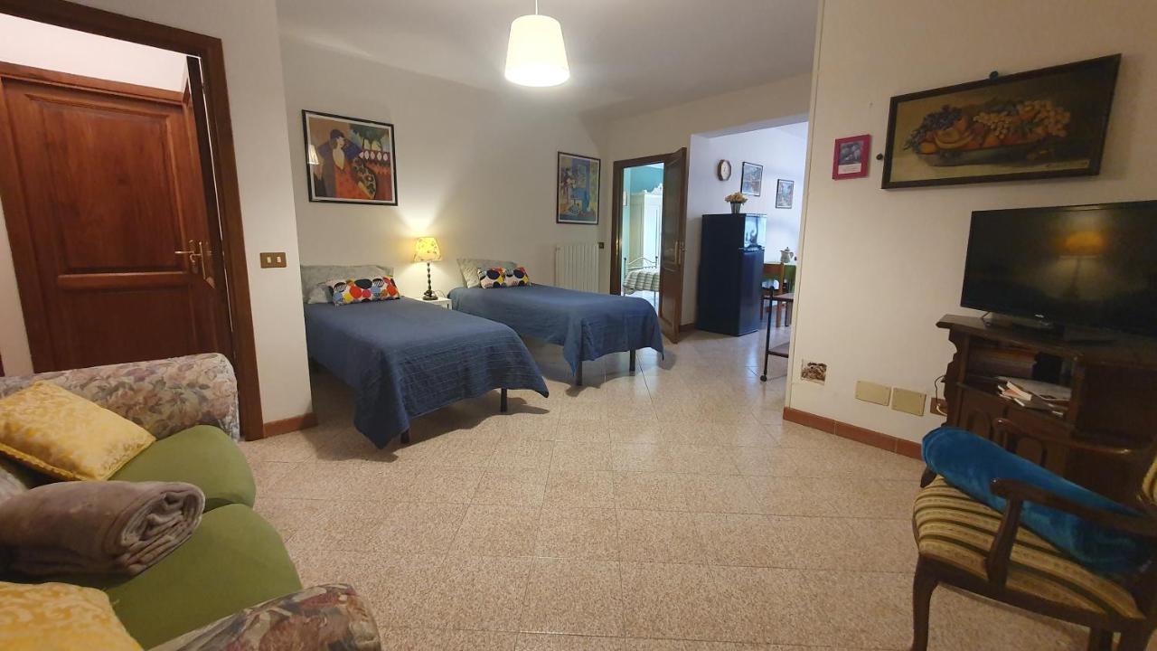 Le Casette Di Civitella La Casa Di Nonna Giulia Civitella Del Lago Exterior photo