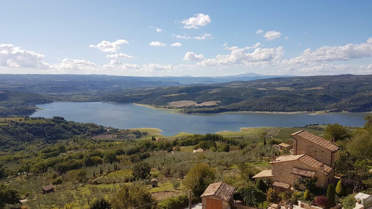 Le Casette Di Civitella La Casa Di Nonna Giulia Civitella Del Lago Exterior photo